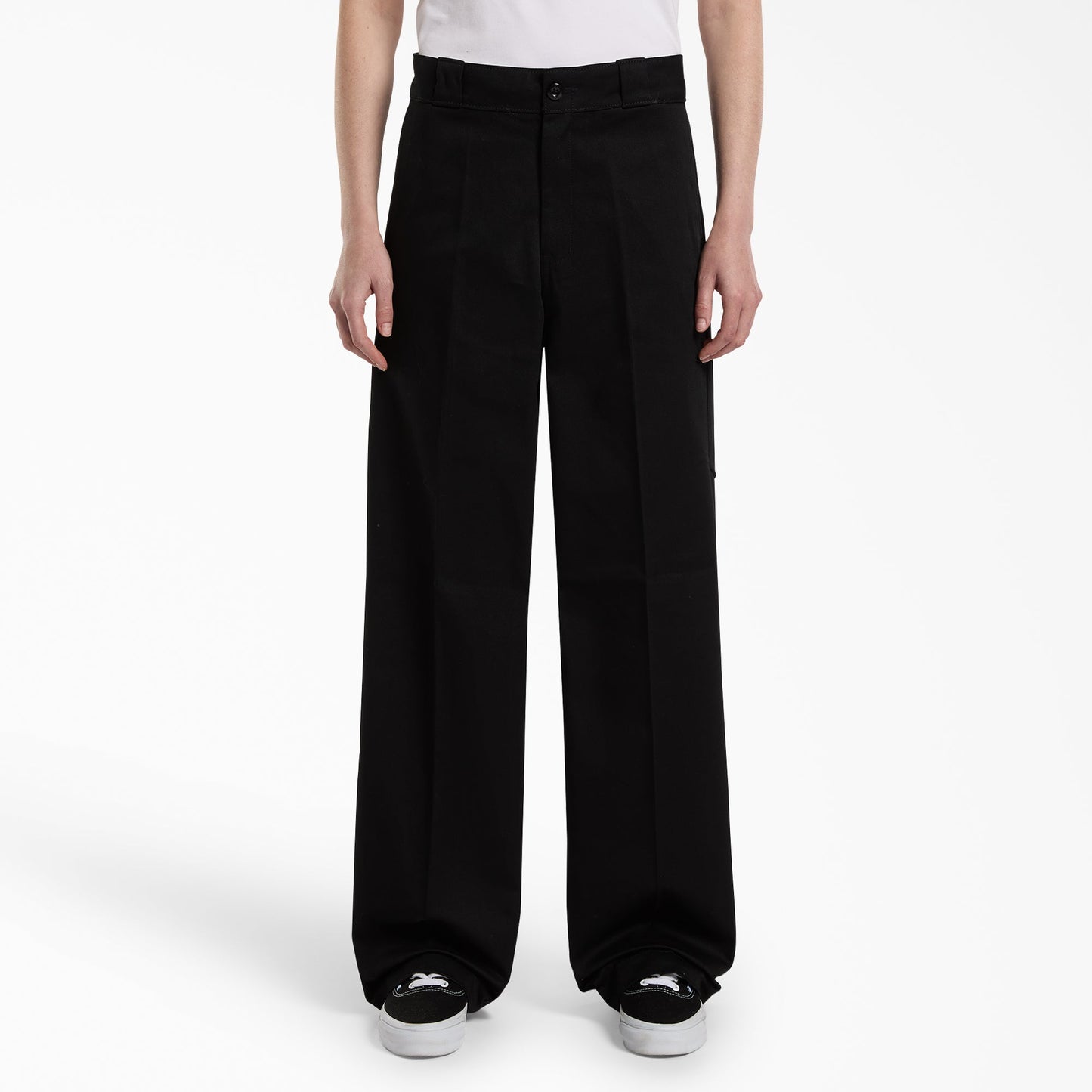 Black (BLK),25