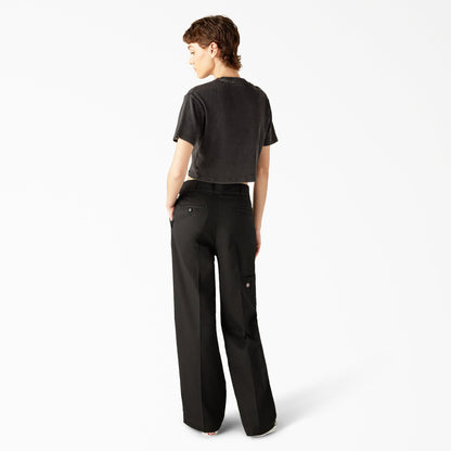 Dickies Women's Plentywood Cropped T-Shirt