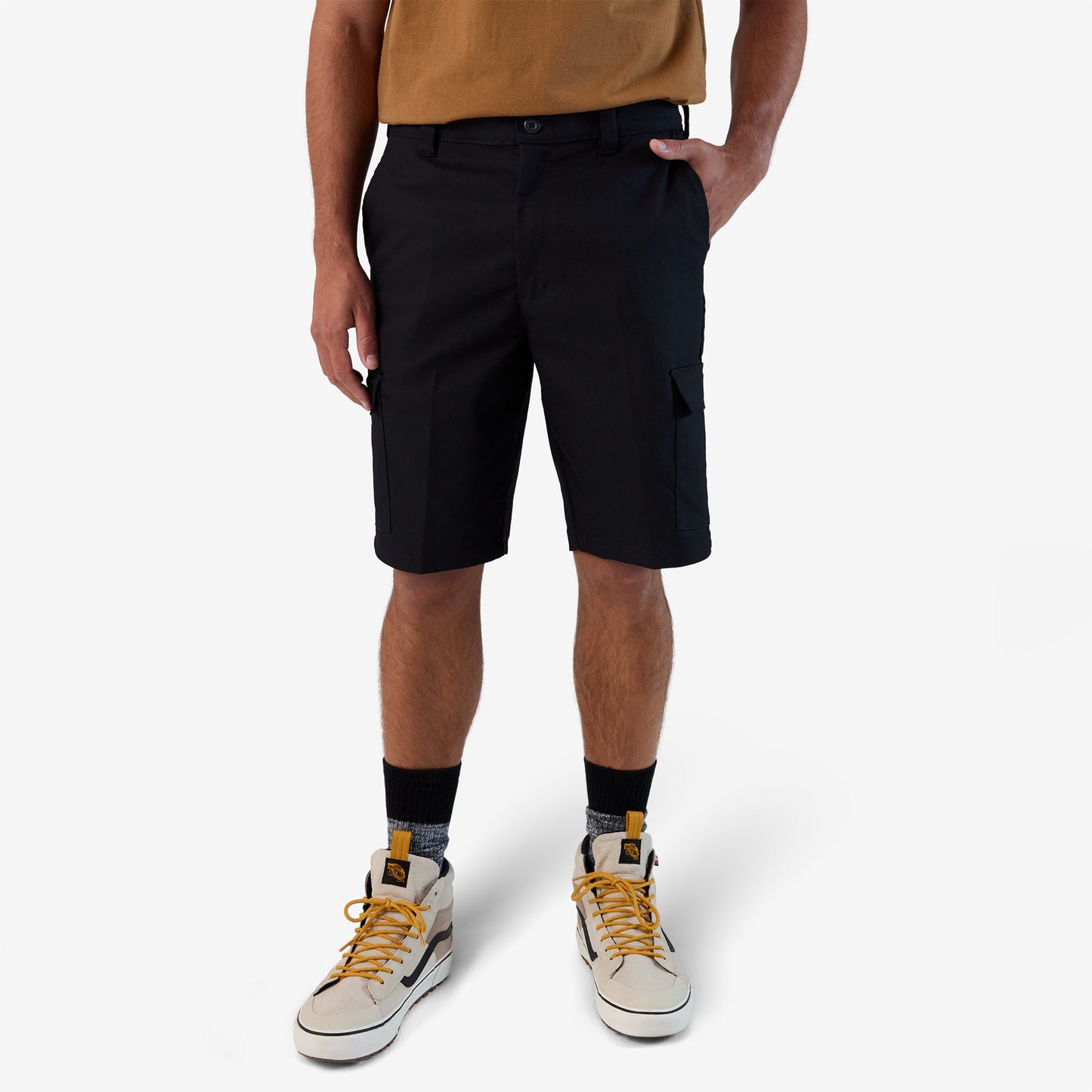 Black (BLK),28