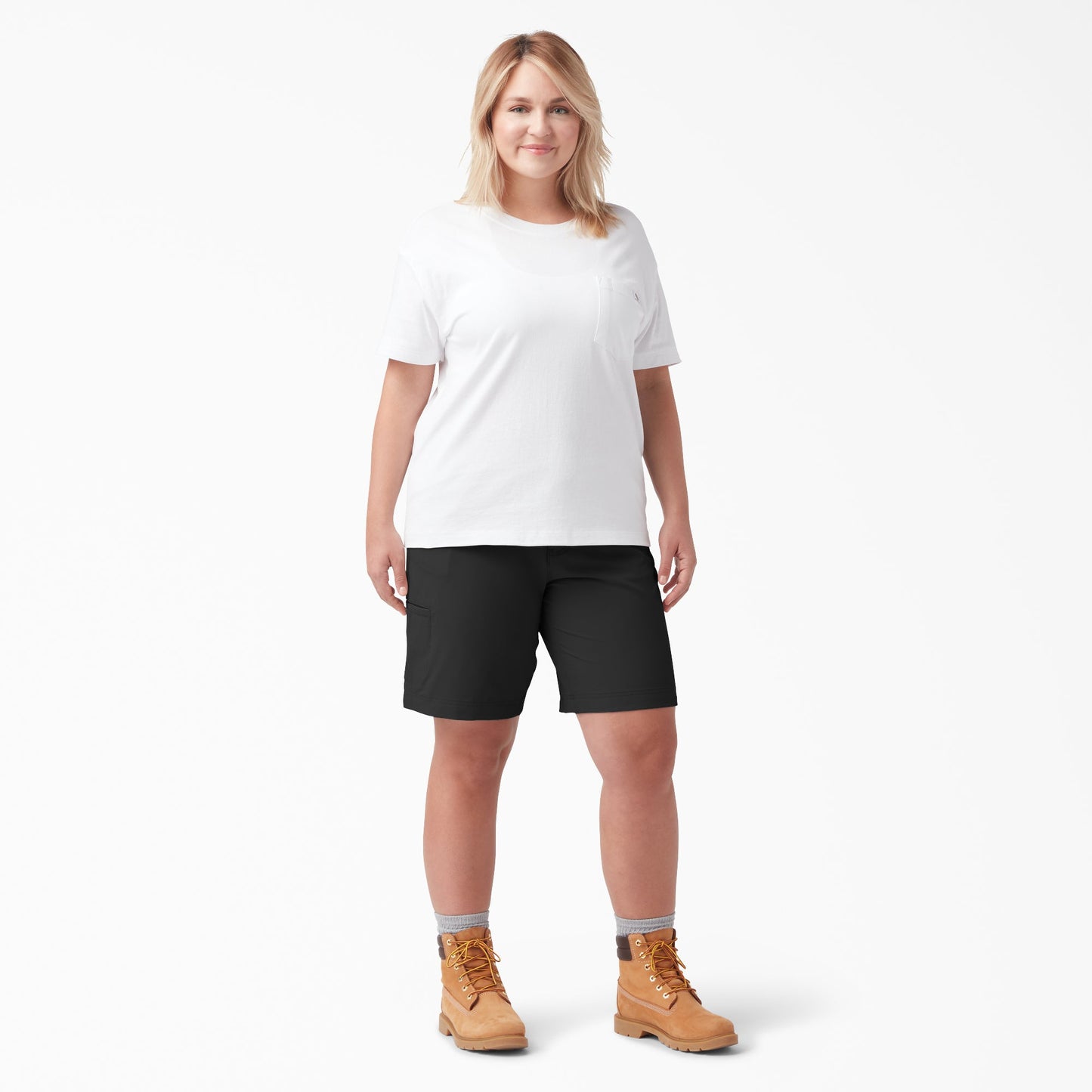 Dickies Women's Plus Cooling Relaxed Fit Shorts, 9"